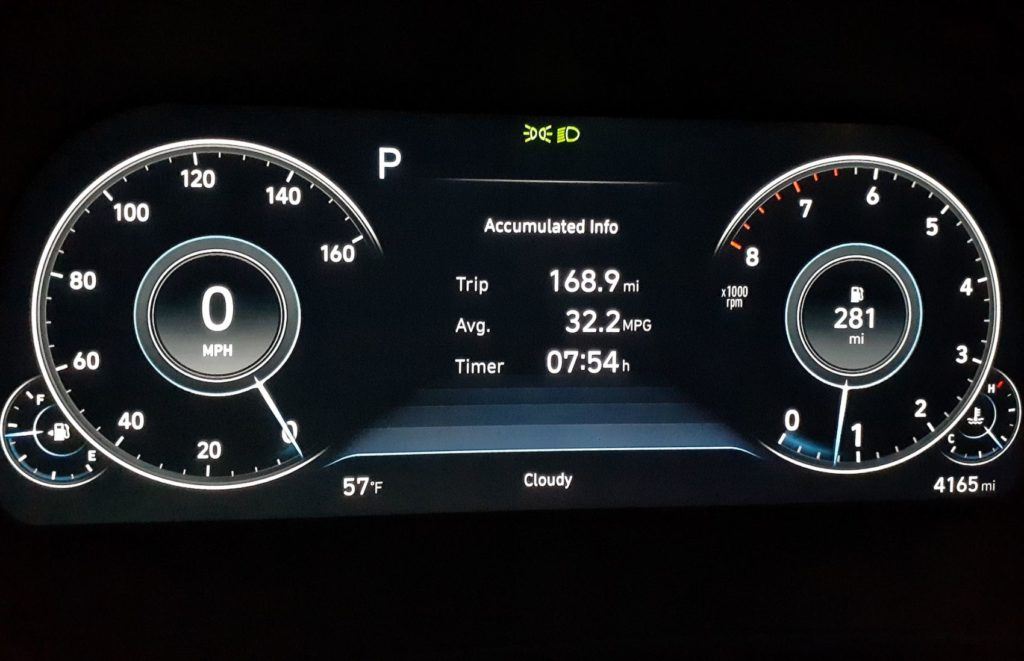 Screenshot showing the combined fuel economy of our 2020 Sonata press vehicle after about 170 miles of driving.